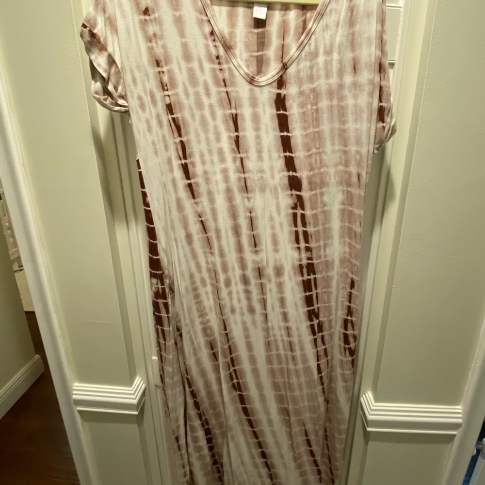 Tie dye maxi dress